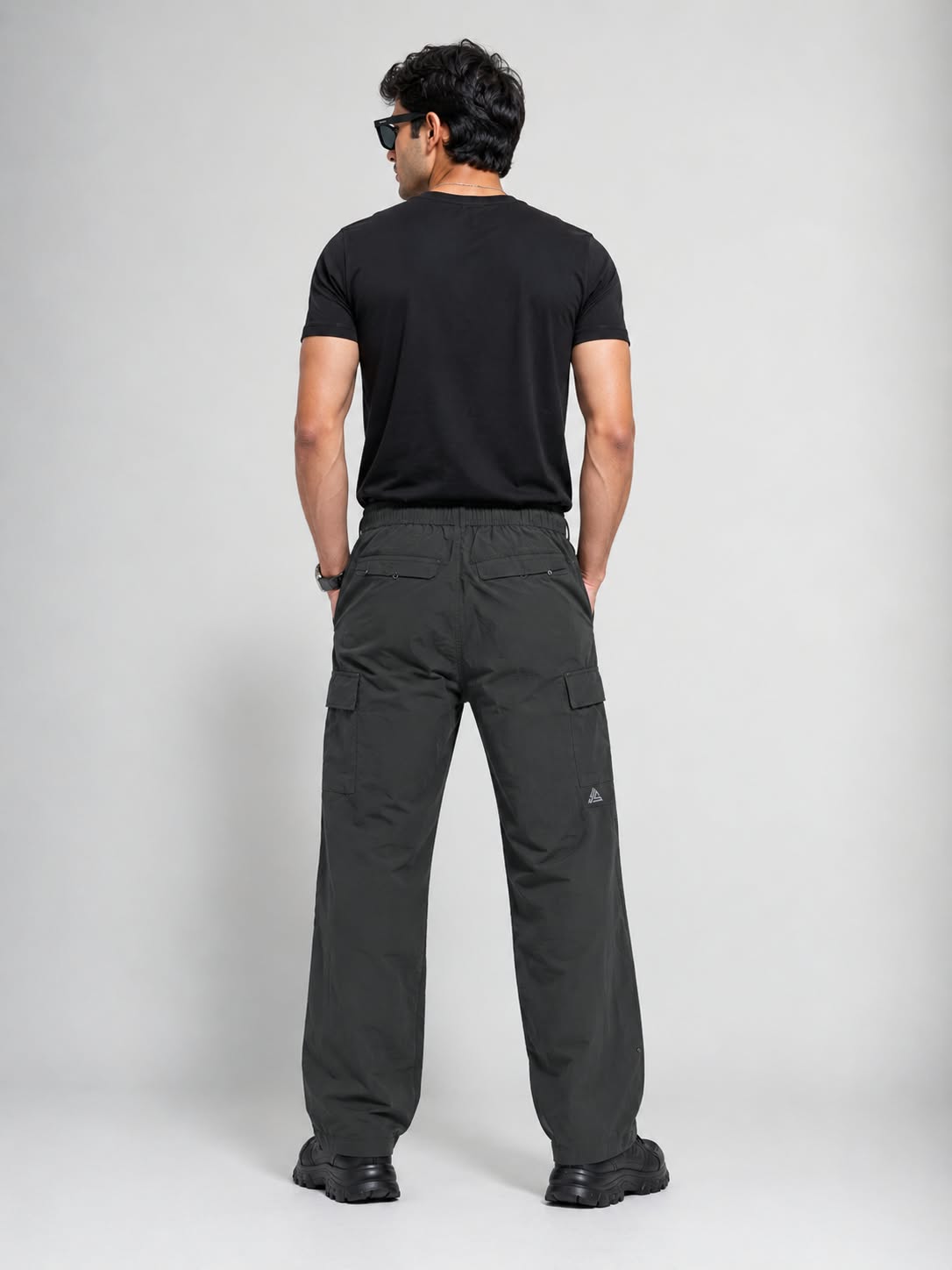 BAGGY TROUSER