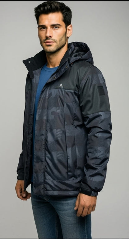 BLACK CAMO PUFFER JACKET